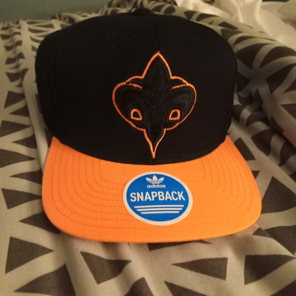 New Orleans Hornets Adjustable Snapback